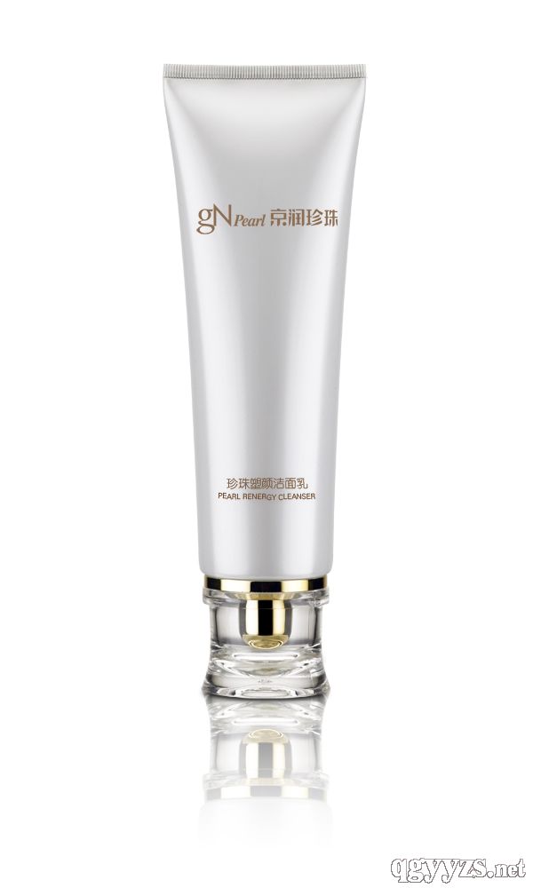 珍珠塑顏潔面乳